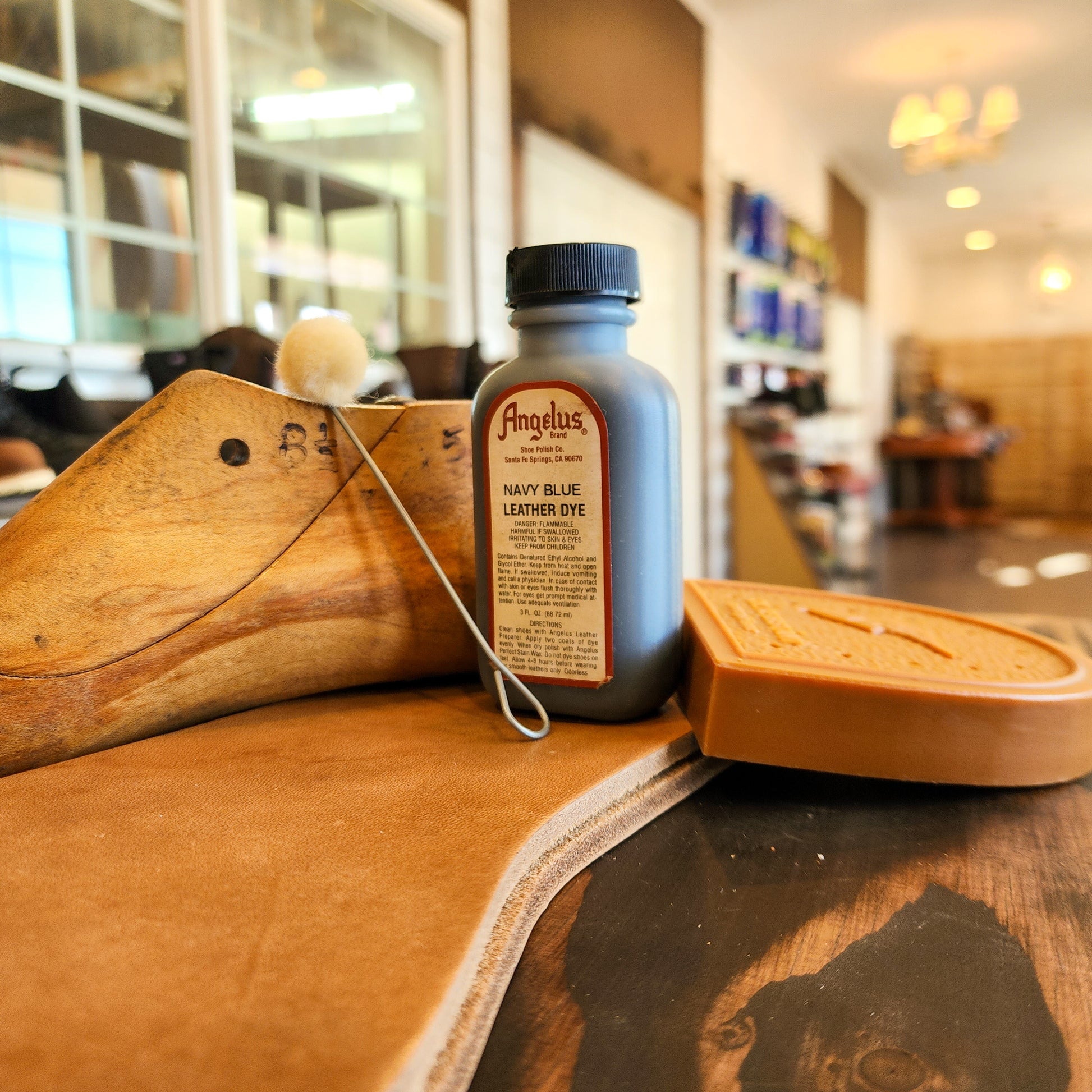 Shoe Polish Navy Leather Shoe Dye Angelus Leather Dye – The Shoe