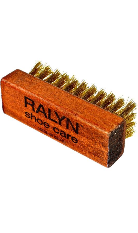 Ralyn Copper Brush